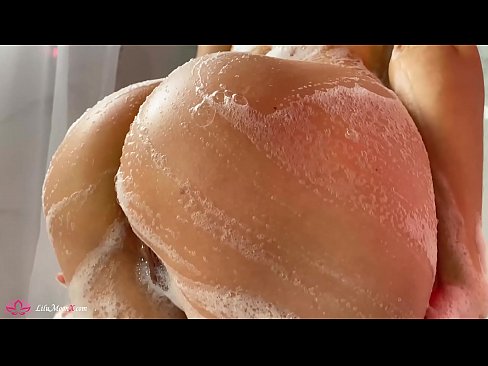 ❤️ Brunette په شاور کې د شدید orgasm لپاره د وایبرټر سره بلی مشت زنی کوي ❤️❌ په فحش ps.teatroporno.ru