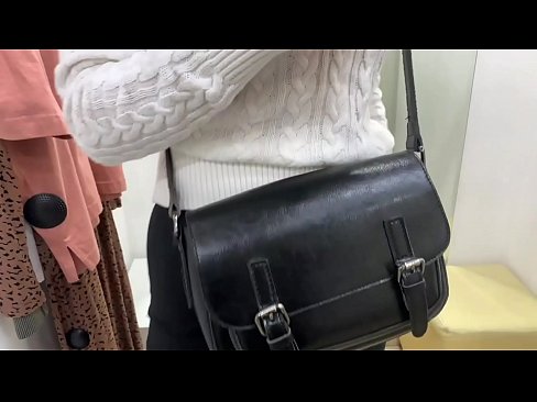 ❤️ په فټینګ خونه کې د ډیلډو سره د ځوان کتیا فیرال بیري عامه مشت زنی ❤️❌ په فحش ps.teatroporno.ru